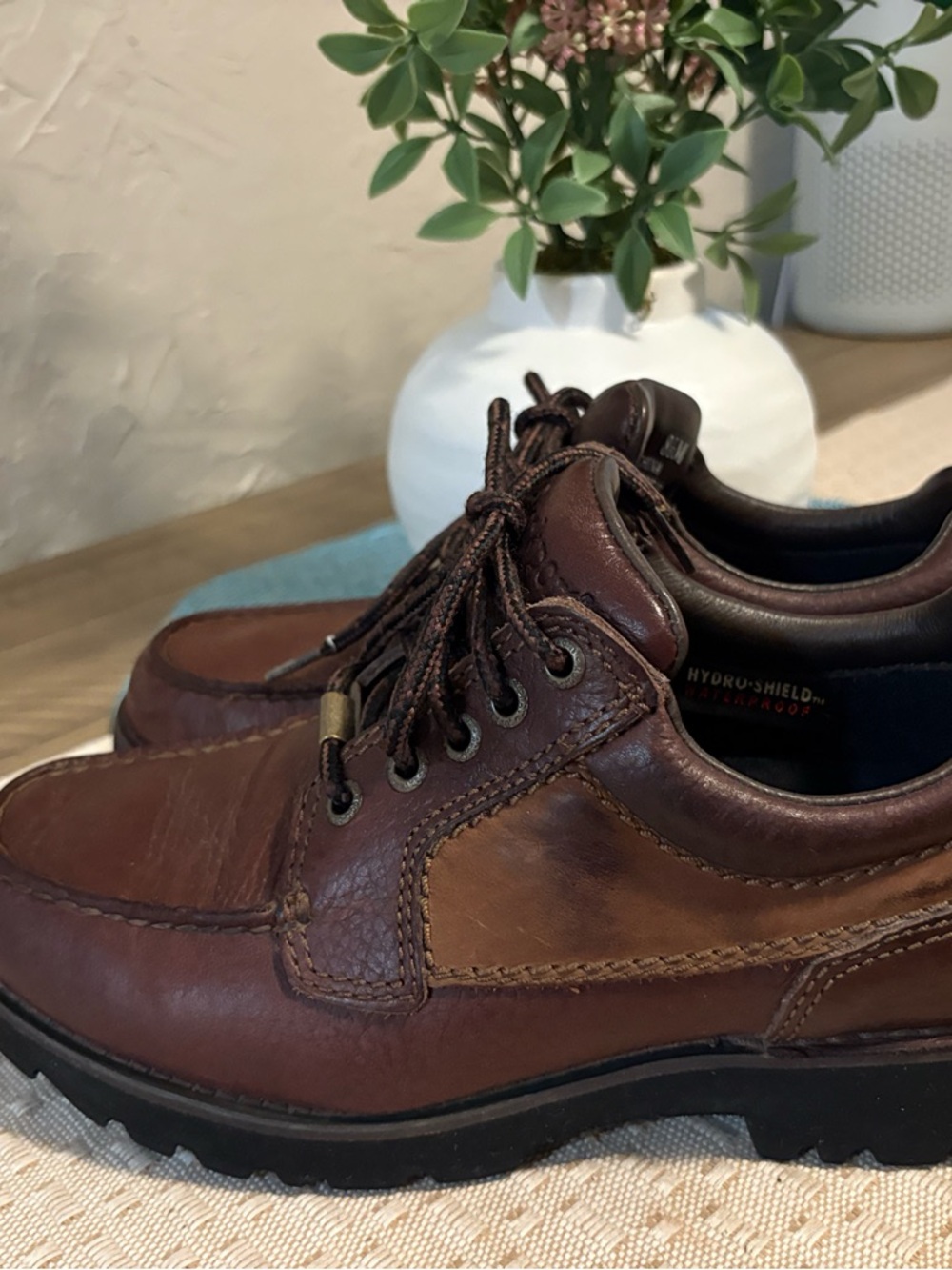 Rockport Men’s Brown Leather Lace-Up Hydro-Shield Waterproof Walking Oxfords